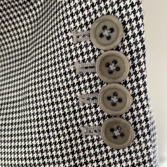 Canali Houndstooth Silk & Wool Two Button Blazer - Sports Coat. Made in Italy - Picture 4 of 16